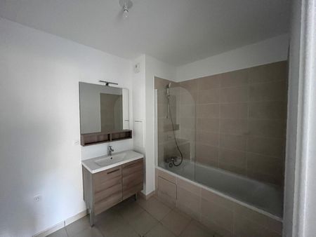 location Appartement T3 DE 64.8m² À BOBIGNY - Photo 3