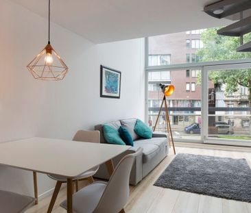 Appartement te huur in Antwerpen voor € 1.000 met 1 slaapkamer - Photo 1