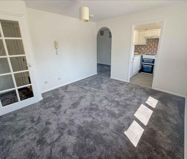 Studio to rent - Photo 6