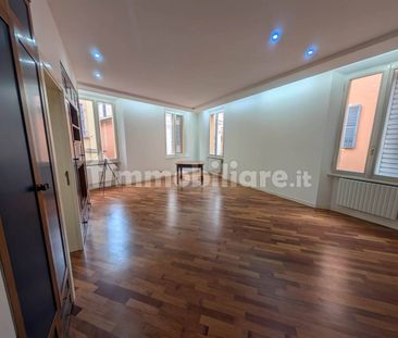Appartamento ottimo stato, Centro Storico, Modena - Photo 1