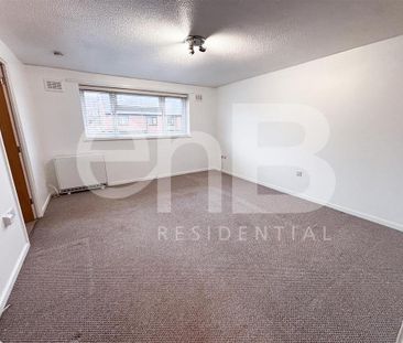 2 bedroom maisonette to rent - Photo 2