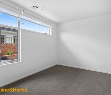 2/10 Church Street, Kingston, TAS 7050 - Photo 3