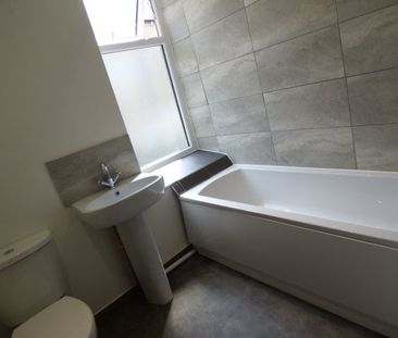 Inkerman Street, Bacup - Photo 3