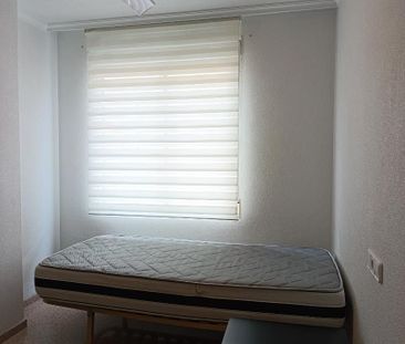 Piso de alquiler en Carrer el Clavell, 28, Torrellano - Photo 1