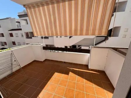 Alquiler de piso en Calle Atlantida, 20 - Photo 3