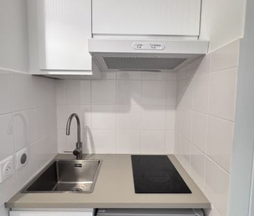 Neuilly-sur-Seine - Appartement à louer - Studio - 20 m² - 1 015 € - Photo 4