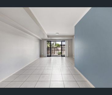 Modern Unit, Gated Community with Swimming Pool - Photo 2