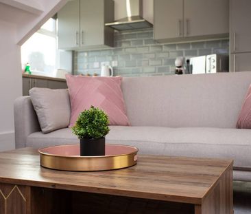 North Parade - Photo 1