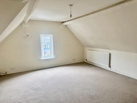 3 bedroom end of terrace house to rent - Photo 5