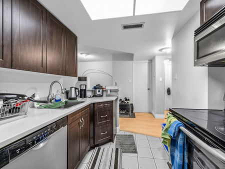 For Lease - 1001 Bay Street Unit# 1012, Toronto, Ontario - Photo 2