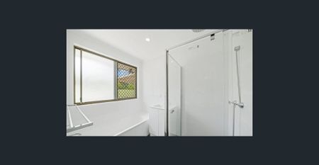 Family-Friendly Home in Quiet Alexandra Hills Location - Photo 4