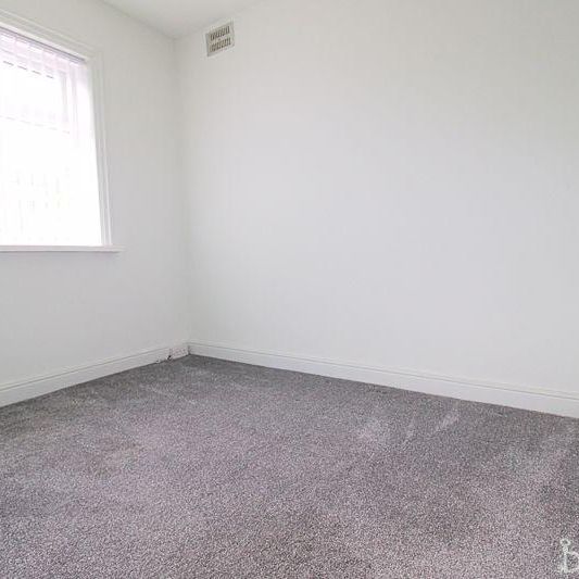 2 bedroom house to rent - Photo 1