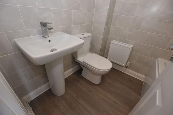 3 bedroom terraced house to rent - Photo 1