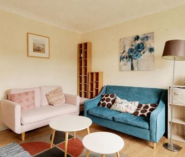 4 bedroom detached house to rent - Photo 1