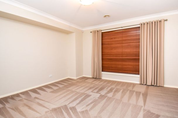 51 Botanic Way, Orange. - Photo 1