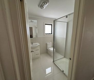 Townhouse Living - Photo 5