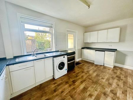 2 bedroom terraced house to rent - Photo 5