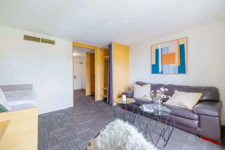 3 Bedroom Apartment Large - Photo 4