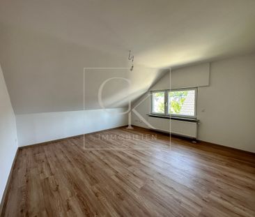 Erstbezug nach Modernisierung von heller gemütlicher 4-Zimmer-DG-Wo... - Photo 2