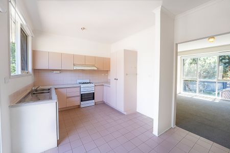 22a Myrtle Road, Hampton VIC 3188 - Townhouse For Rent | Domain - Photo 5