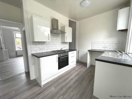 2 bedroom property to rent in Oldham - Photo 5