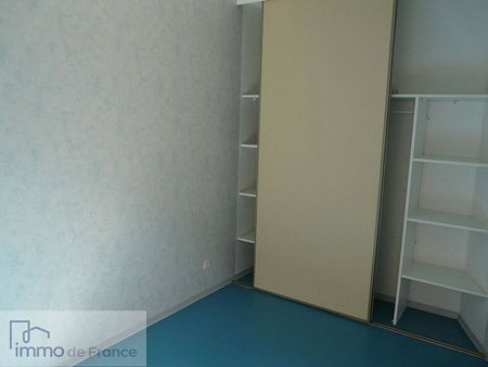 Location appartement 1 pièce 39 m² à Brusque (12360) - Photo 2