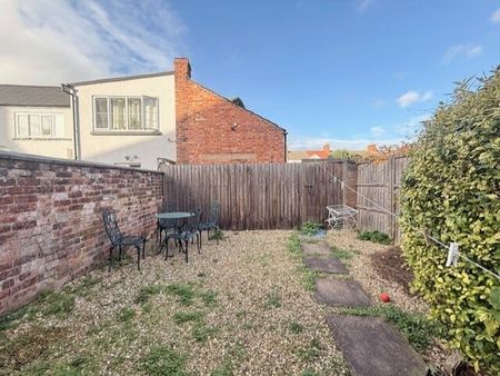 Regent Street - Photo 3