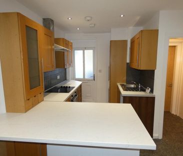 2 bedroom property to rent - Photo 4