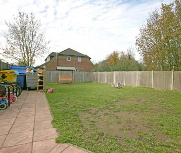 3 bedroom flat to rent - Photo 6