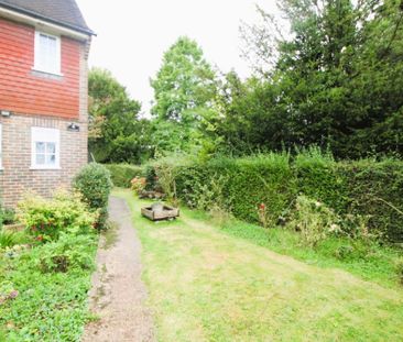 Deaks Lane, Ansty, RH17 - Photo 3