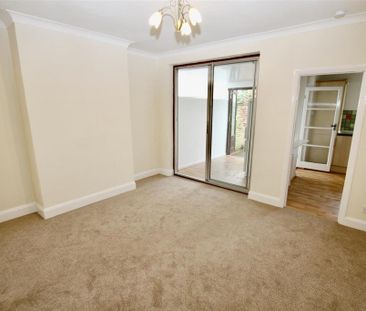 2 bedroom semi-detached bungalow to rent - Photo 5