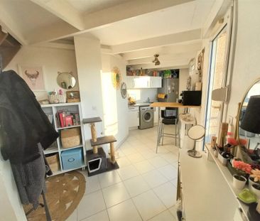 Location Appartement 1 pièce 28m² AIX EN PROVENCE 13100 - Photo 2