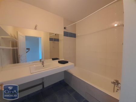 Location Appartement 2 pièces 50m² JACOB BELLECOMBETTE 73000 - Photo 5