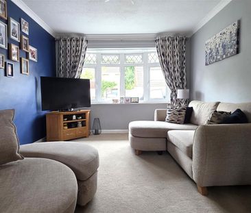 Rosemary Gardens, Hereford - Photo 1