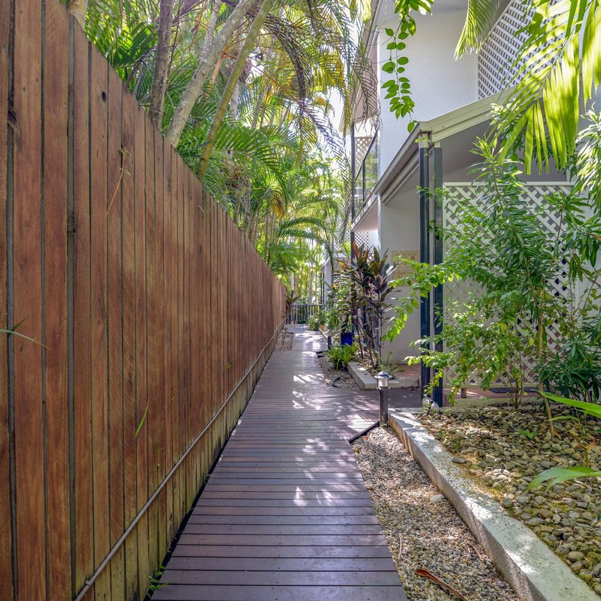 15/21 Davidson Street, Port Douglas QLD - Photo 1