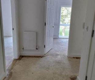 2 bedroom property to rent in Wirral - Photo 3