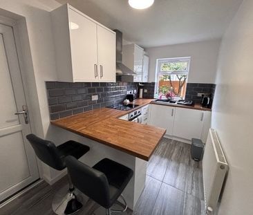 Luton Street, Widnes, Cheshire, WA8 - Photo 3