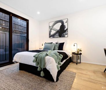 Contemporary Living with Exceptional Lifestyle Convenience - Photo 5