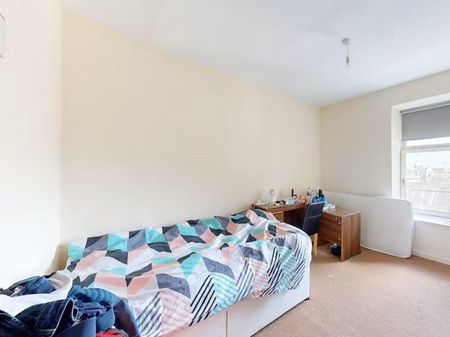 4 bedroom house of multiple occupation to rent - Photo 5