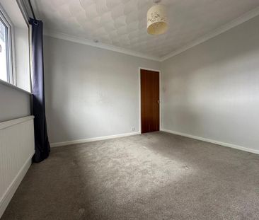 3 bedroom apartment to rent - Photo 6