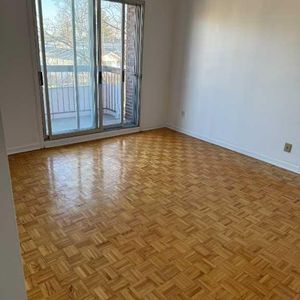 Grand appartement 4 1/2 à louer, Laval, Qc - Photo 2