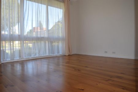 Cosy Home with Character - Photo 3