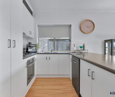 5 Cruikshank Street, Blakeview SA 5114 - House For Rent | Domain - Photo 6