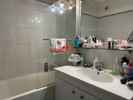 Location Appartement 2 pièces 48m² - Photo 2