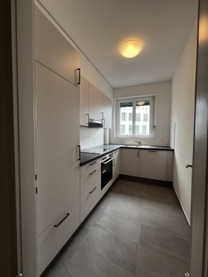 Renovierte 2.5-Zimmerwohnung im Zentrum - Photo 1