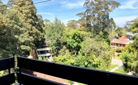 Large Light Filled Unit - 10 min walk to Chatswood Station - Photo 4