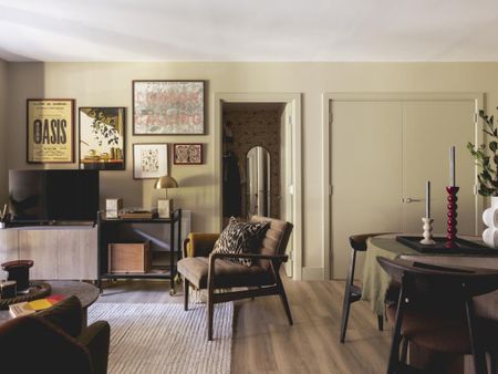 3 bedroom apartment to rent - Photo 2