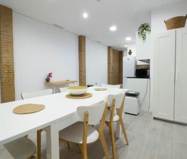 Carrer de Vicent Ballester, Valencia, Valencian Community 46011 - Photo 5