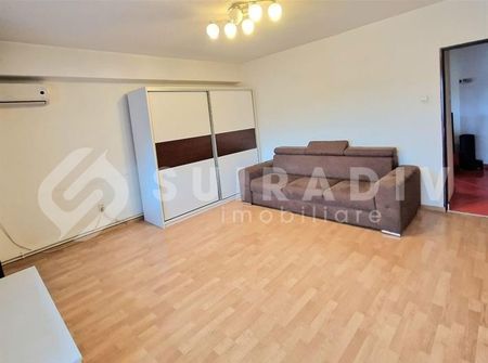 Apartament cu 2 camere decomandate, bloc cu lift- Plopilor - Fotografie 2