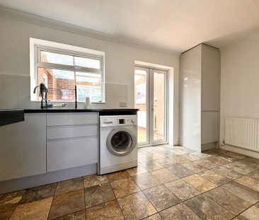 2 bedroom terraced house to rent - Photo 6